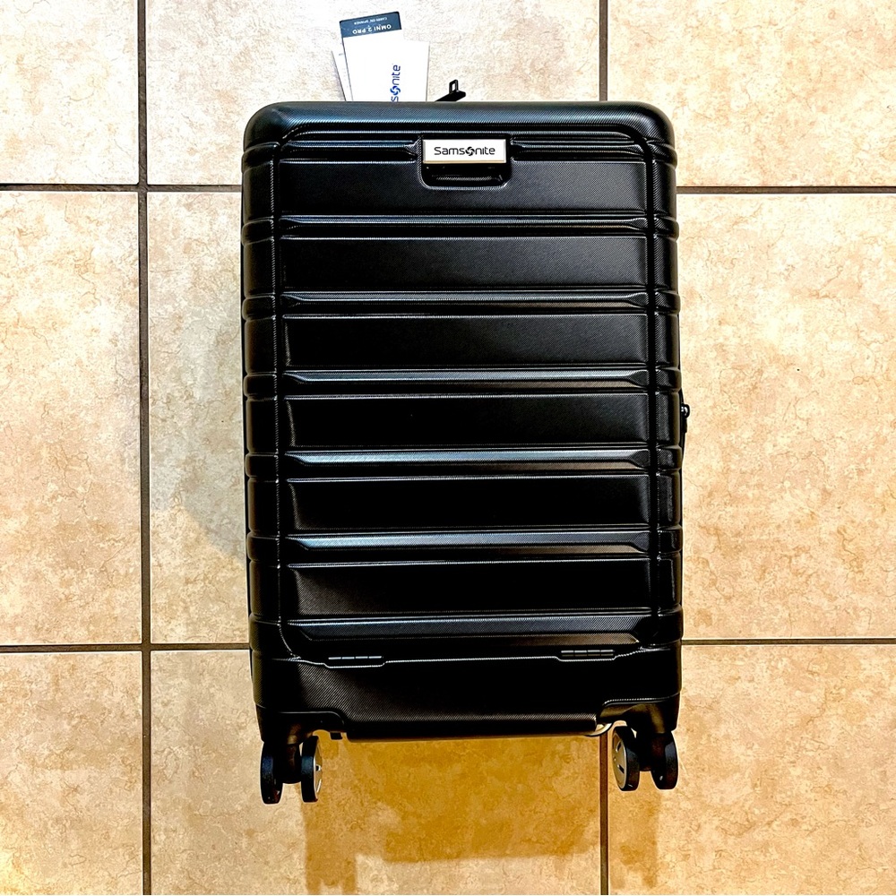 Samsonite Omni 2 Hardside Expandable Luggage with Spinner Wheels, Pro Carry-on